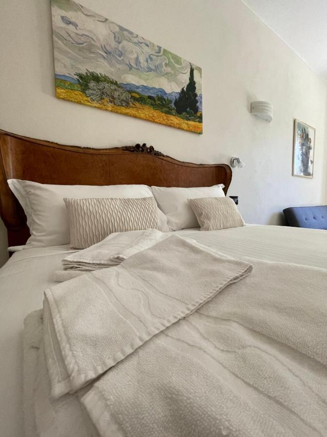Bed and Breakfast Al Laghetto La Morra Exterior foto